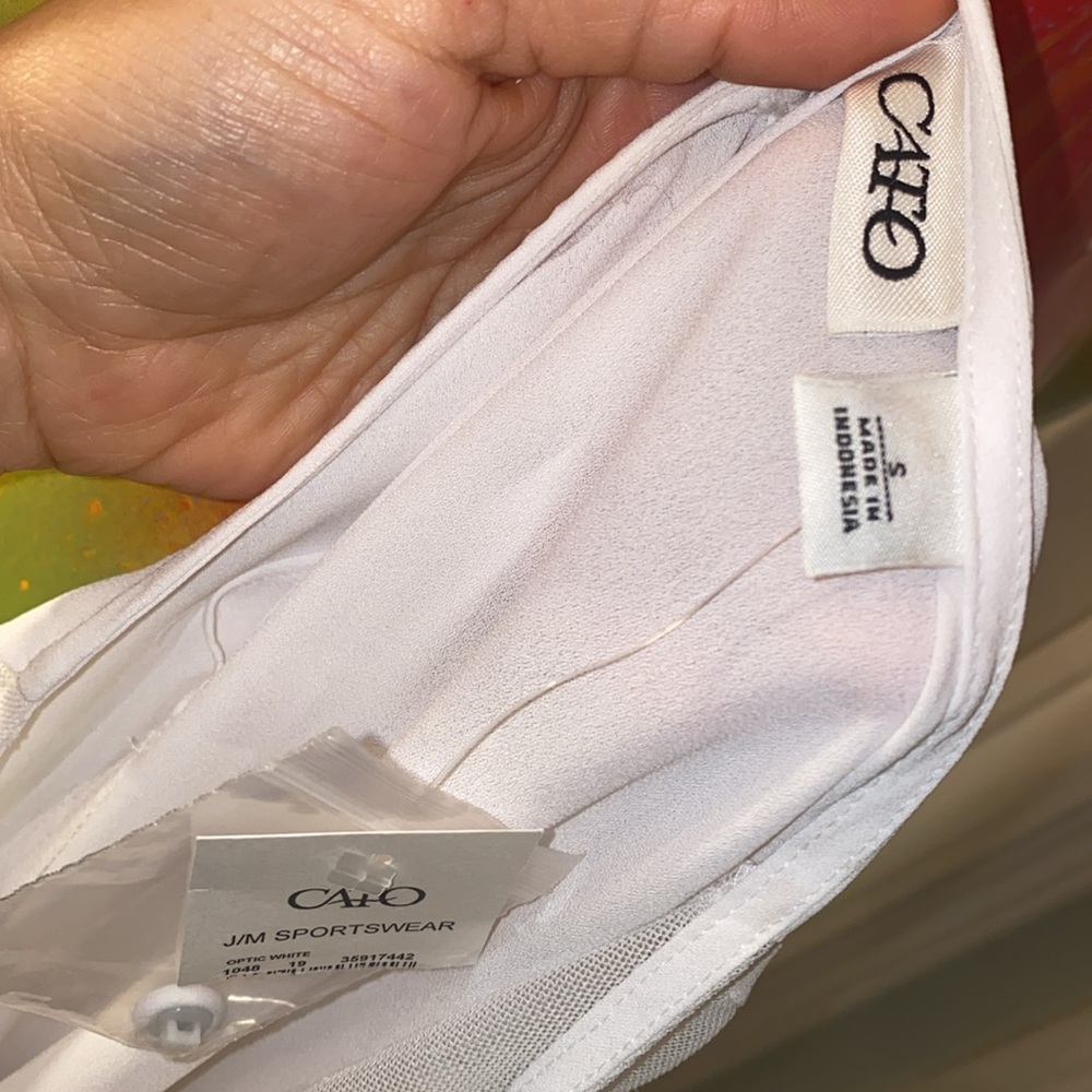 Cato White Embroidered Blouse NWT - Picture 12 of 12